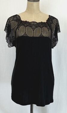 NWT Soya Concept BOUTIQUE Black Short Sleeve Top w/ Lace Detail #0419 XXL